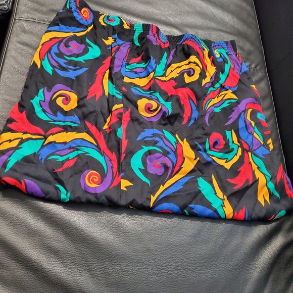 vintage vibrant feather print midi 90s skirt - Picture 2 of 5